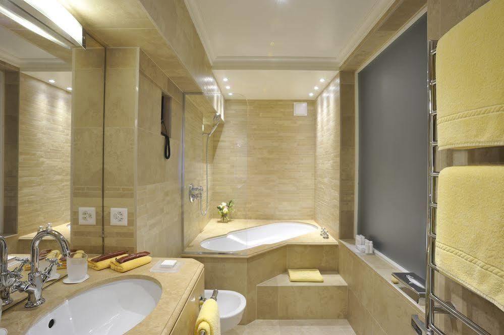 Hotel De La Cigogne Geneva Ngoại thất bức ảnh Bathroom