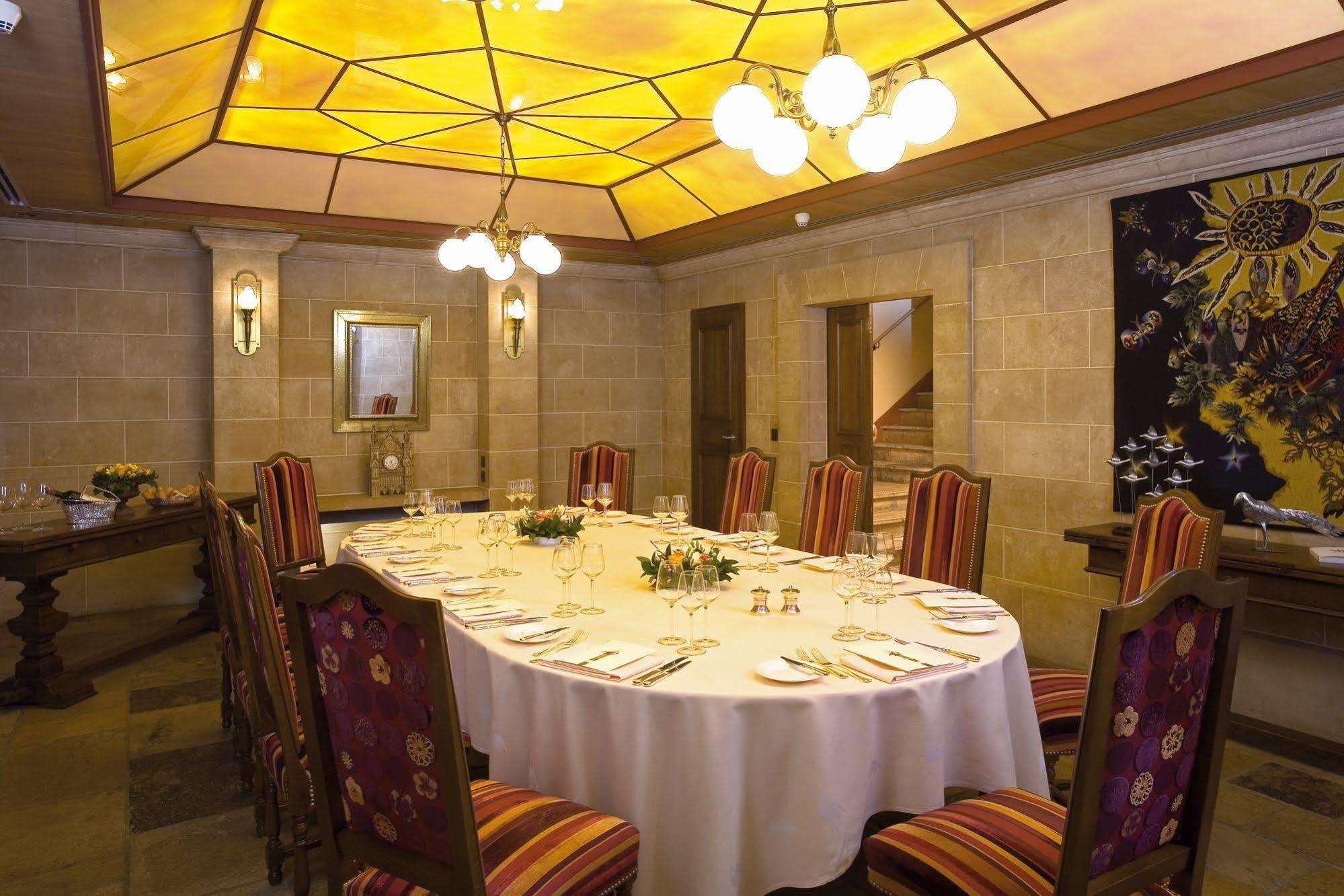 Hotel De La Cigogne Geneva Ngoại thất bức ảnh Restaurant